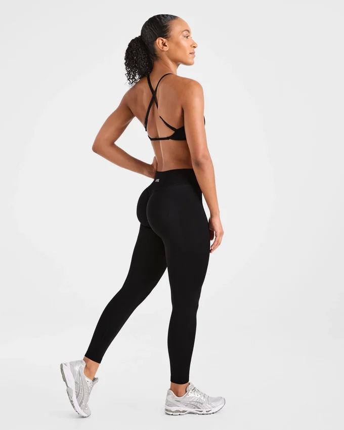 Adapt Seamless Strappy Sports Bra