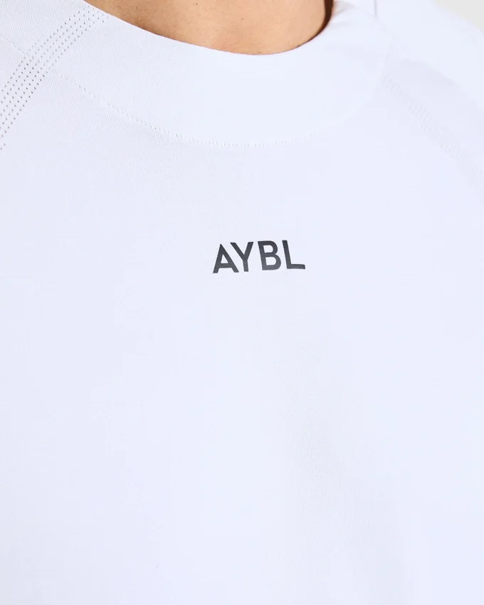 Attain Seamless Long Sleeve T Shirt