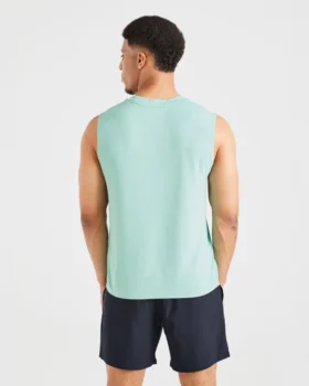 Attain Seamless Vest