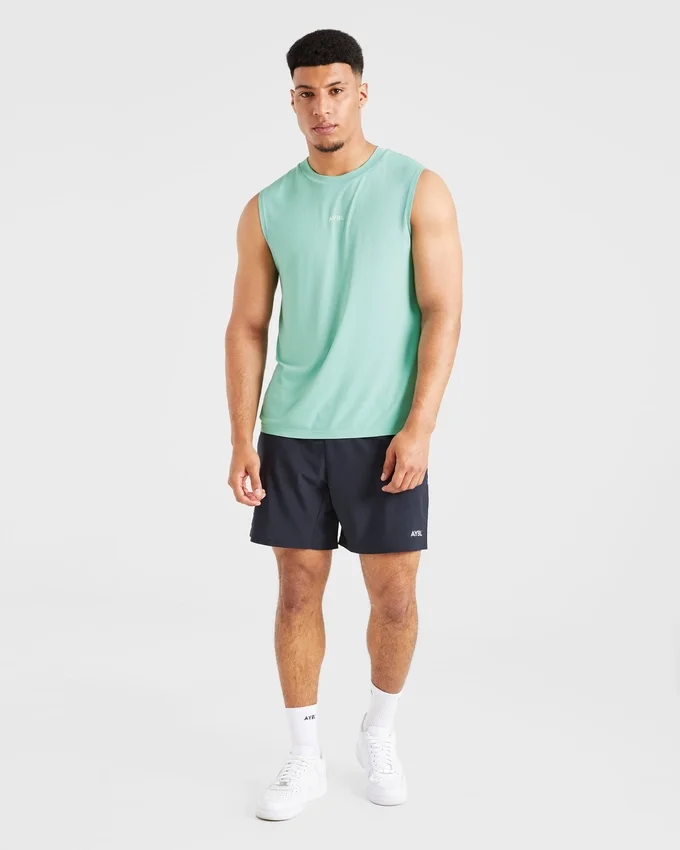 Attain Seamless Vest