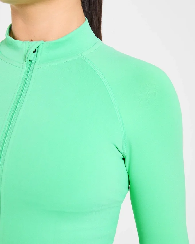 Enhance Seamless Jacket
